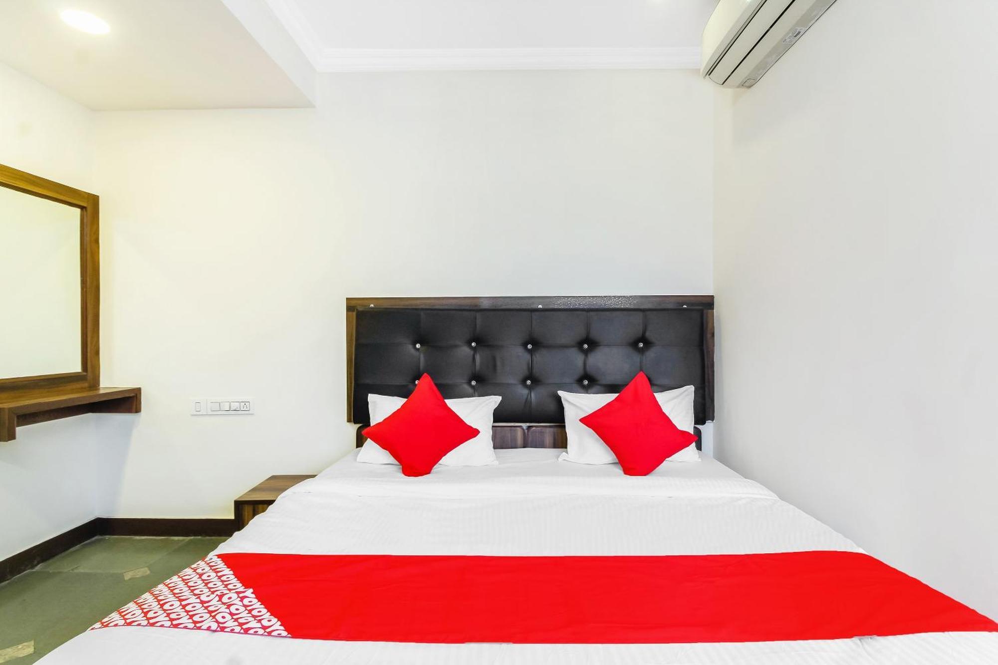 Hotel O Tokyo Haïdarabad Extérieur photo