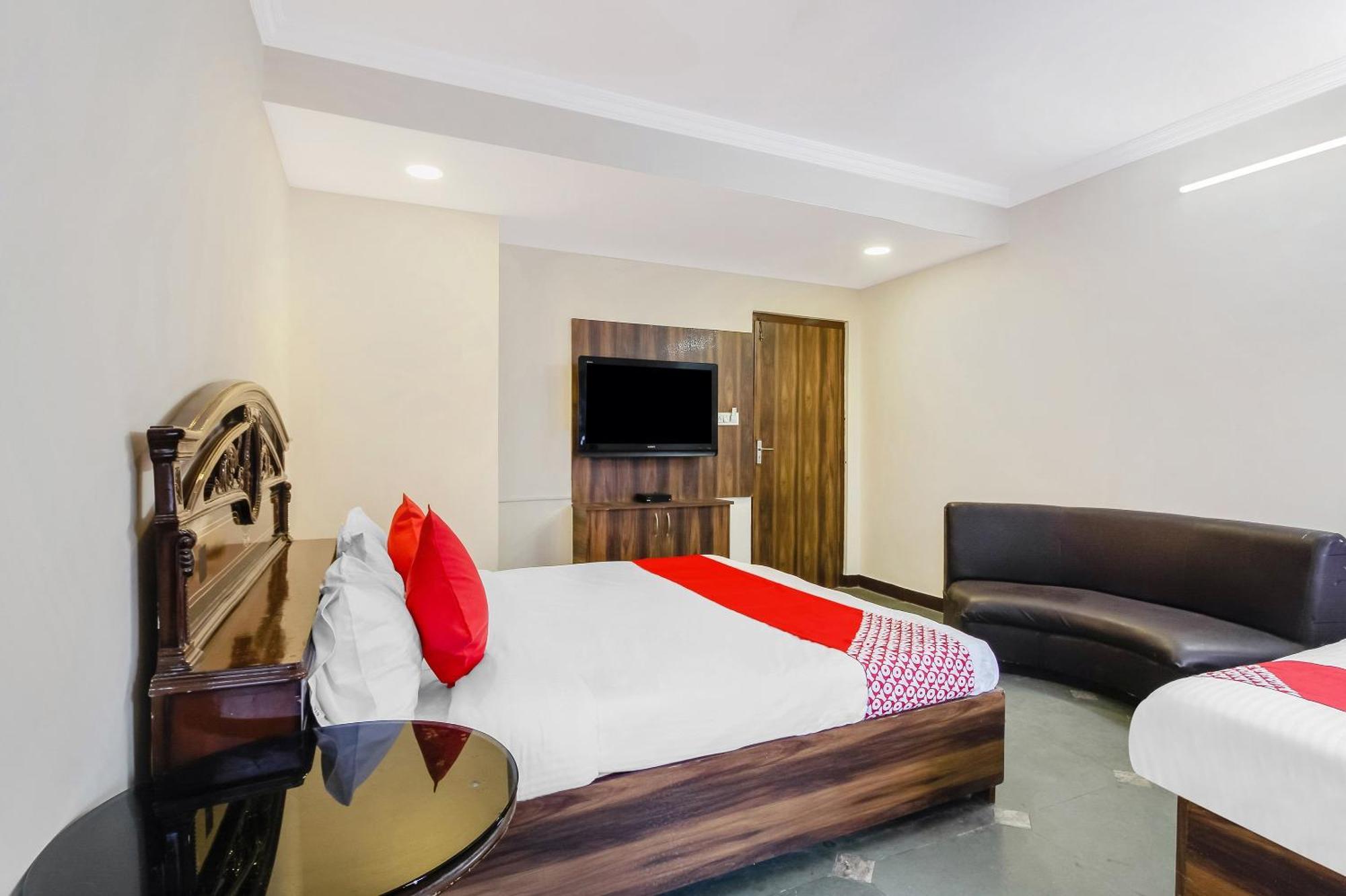 Hotel O Tokyo Haïdarabad Extérieur photo