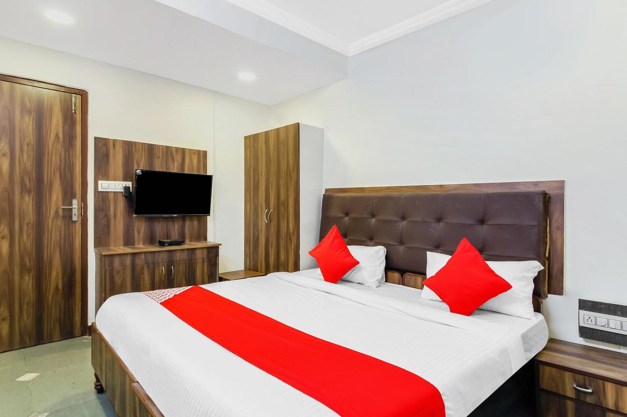 Hotel O Tokyo Haïdarabad Extérieur photo